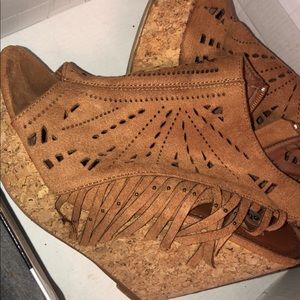 Women’s suede wedges